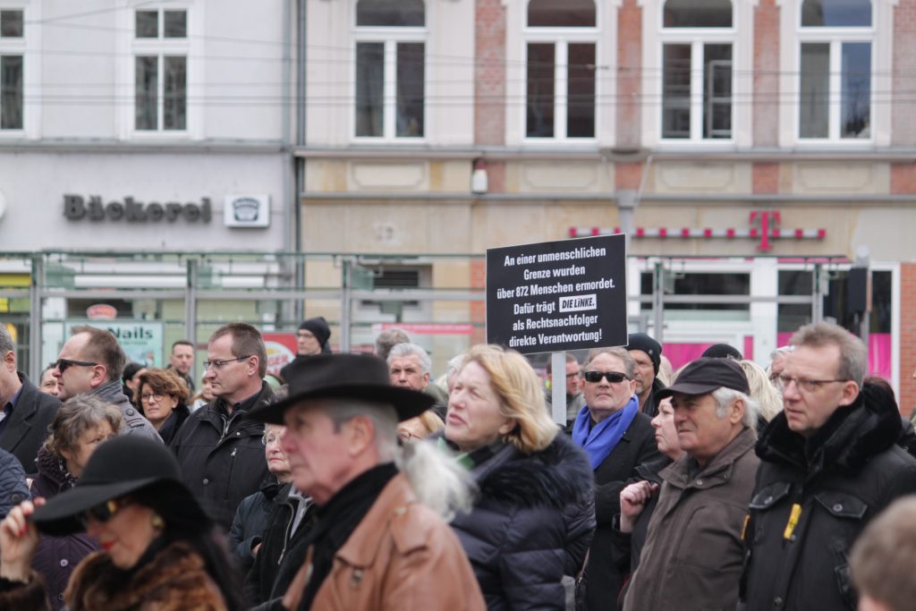 Teilnehmer bei Bürger für Thüringen Kundgebung Anger