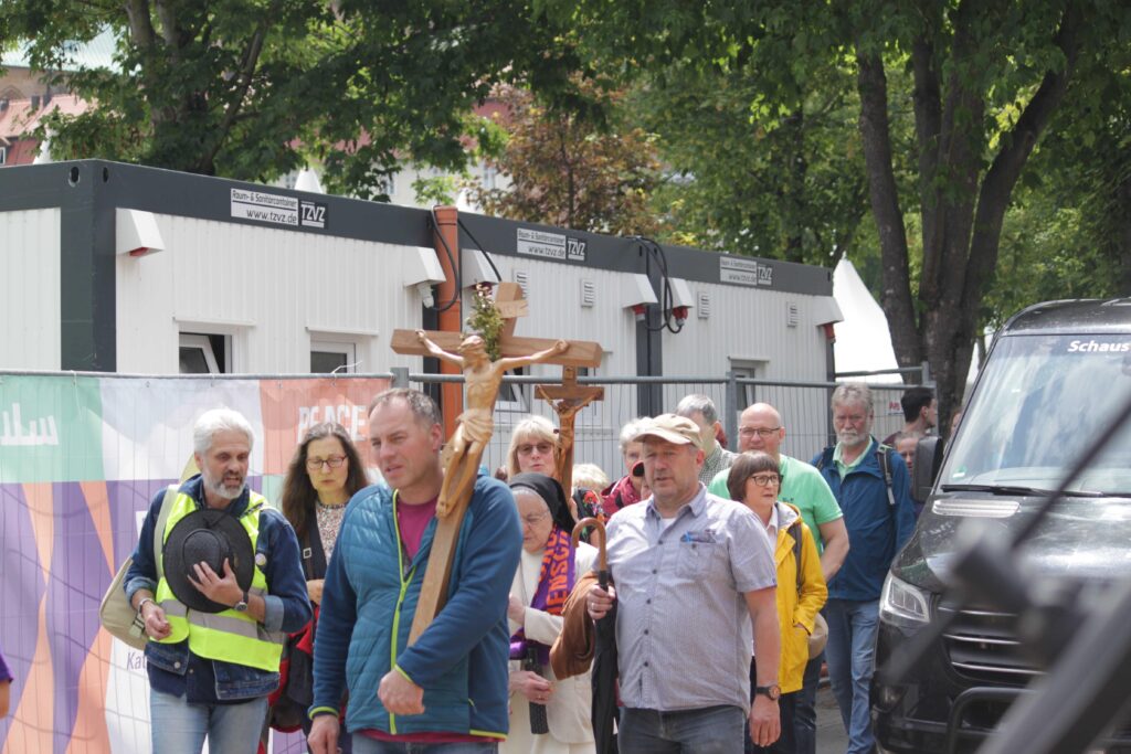 Demonstration von Abtreibungsgegner:innen und christlichen Fundis am 1.6.2024 in Erfurt.