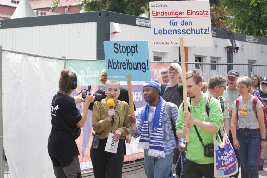 Demonstration von Abtreibungsgegner:innen und christlichen Fundis am 1.6.2024 in Erfurt.